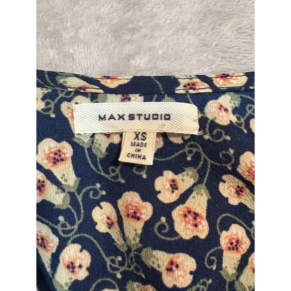 Max Studio Women's Size XS Floral Print Midi Dress Smocked‎ Waist Bohemian - Picture 3 of 4